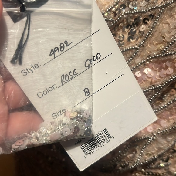 Mac Duggal 4982 NWT EMBELLISHED ONE SLEEVE GOWN W/ SEQUIN BELT rose gold - Picture 9 of 13